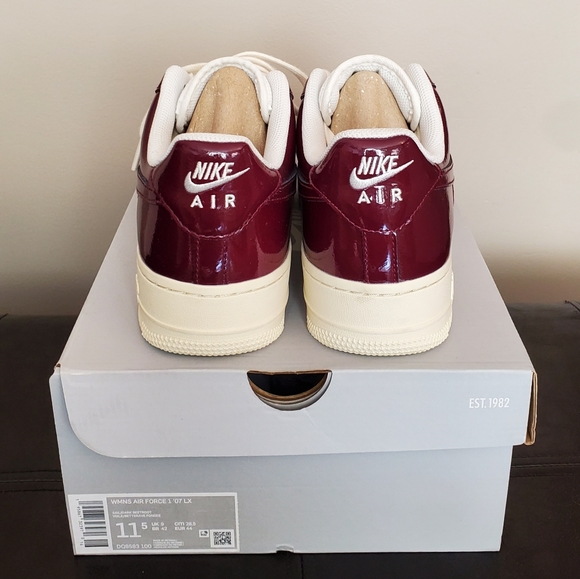 Nike Air Force 1 Low Lx " Roman Empire " Shoes - Picture 2 of 10